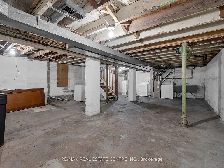 29 Harrison Ave — Photo 19