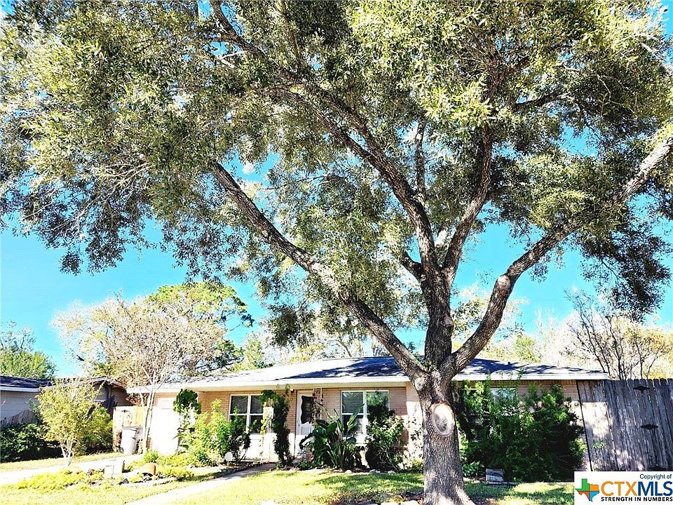 1st image of 2108 E Mimosa Ave