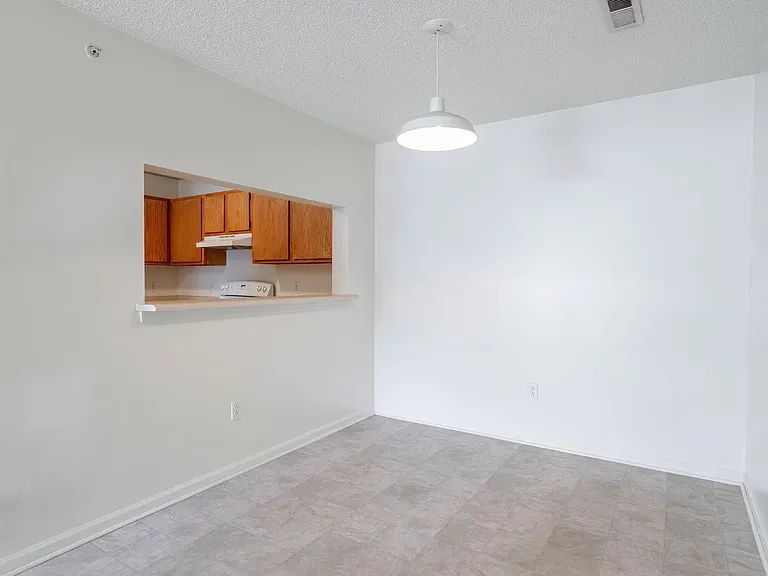 Ridgewood Place Family Apartments — Photo 11