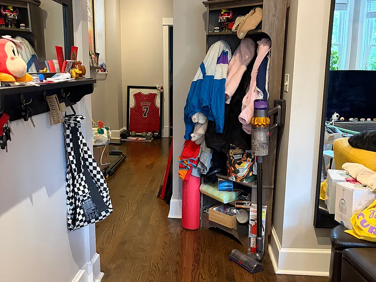 3729 N Bosworth Ave #1 — Photo 6