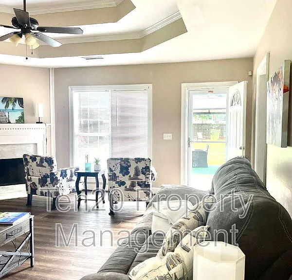 1 Wheatfield Dr — Photo 8
