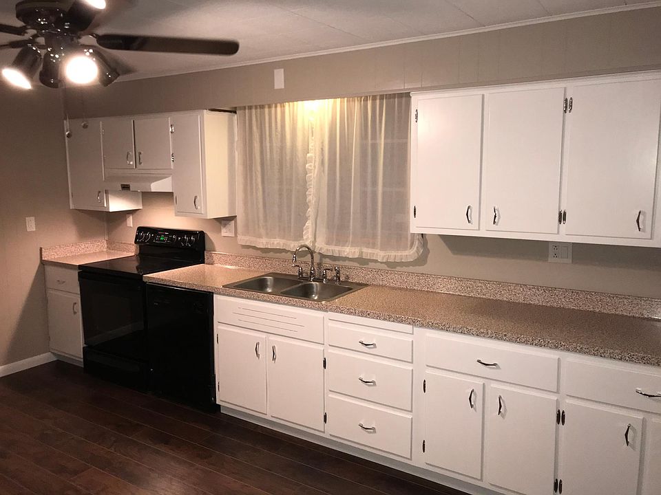 Huge Kitchen!