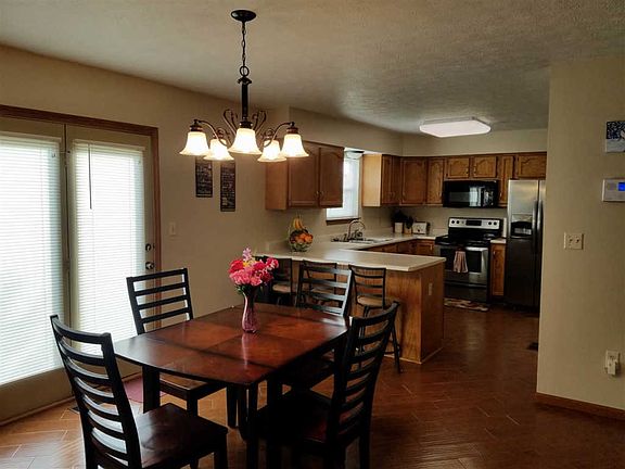 2nd image of 539 Ingram Dr
