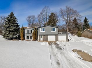 11225 Lower 167th St W, Lakeville, MN 55044