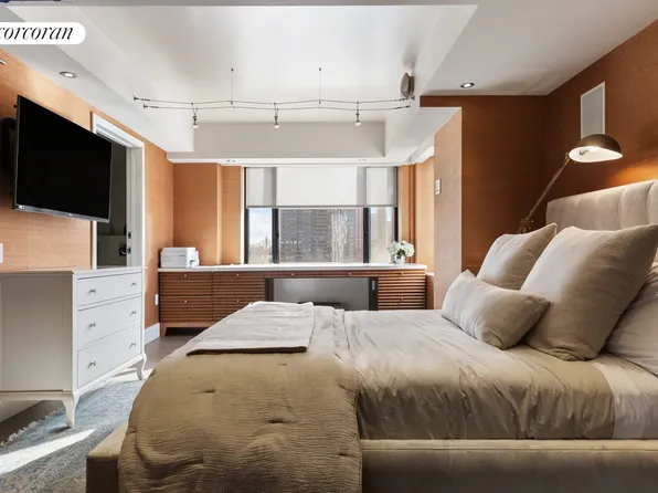 10 East End Avenue image 13 of 20