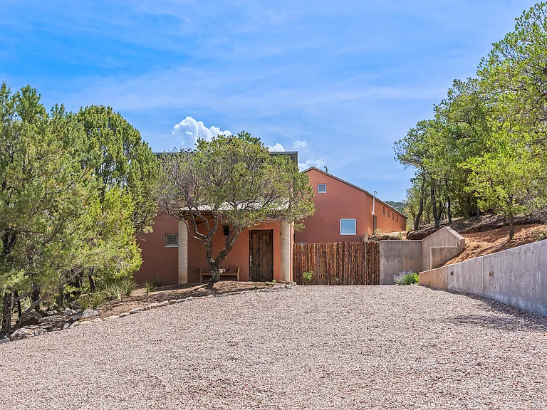 919 Paseo Del Sur — Photo 1