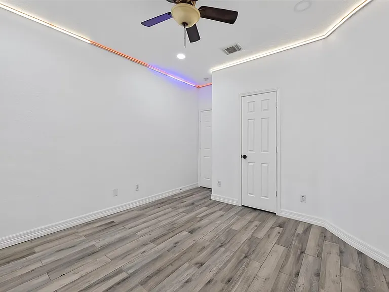 1311 Rene Ct — Photo 27