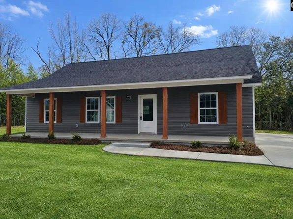 1820 Camden Ave, Camden, SC 29020