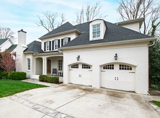 2635 Lakeview Dr, Raleigh, NC 27609