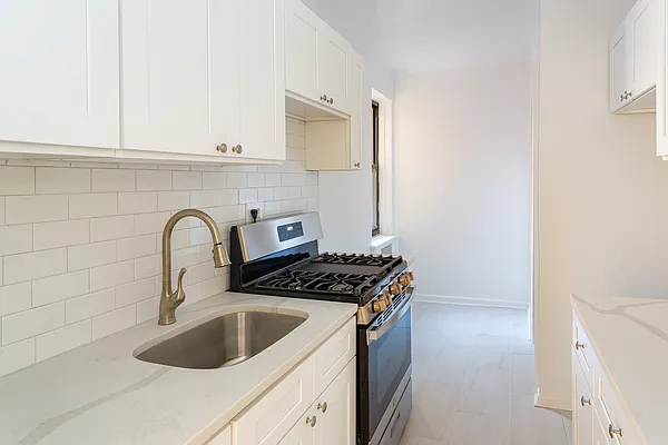 Sold by Brown Harris Stevens | media 19