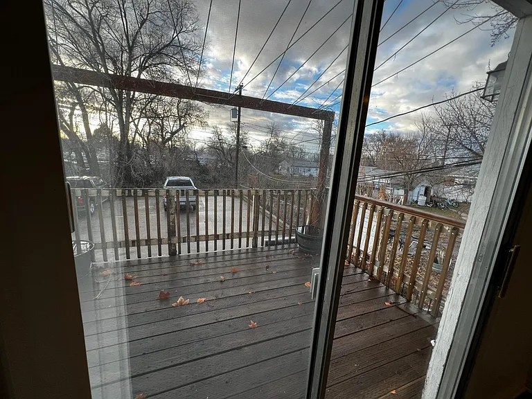 423 N Main St — Photo 16