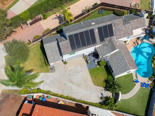 3684 Maria Ln, Carlsbad, CA 92008