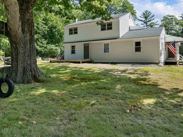 21 Waumbeck Road, Wolfeboro, NH 03894