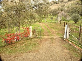 45682 Columbine Ln, Squaw Valley, CA 93675