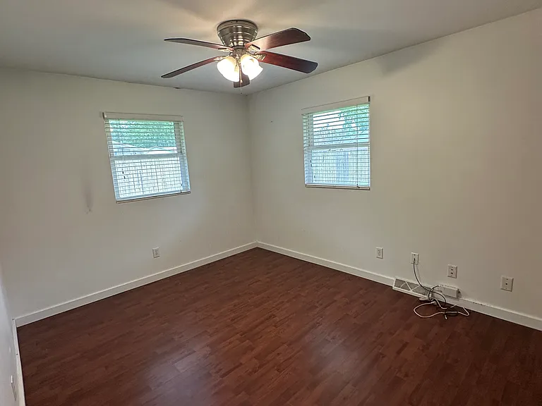 3245 Whittier St — Photo 7