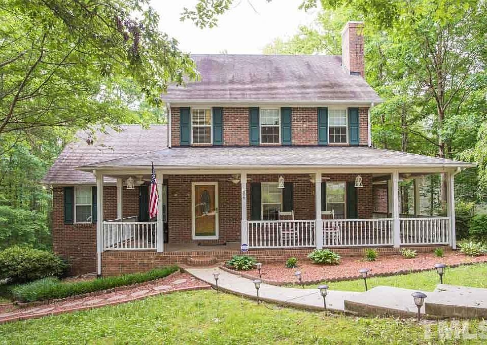 1st image of 506 Alexander Ln