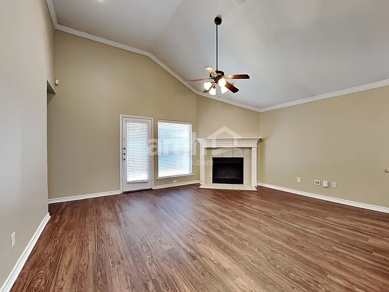 8620 Axis Deer Run — Photo 3