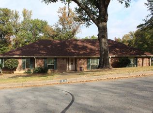 1818 Kensington Dr, Tyler, TX 75703