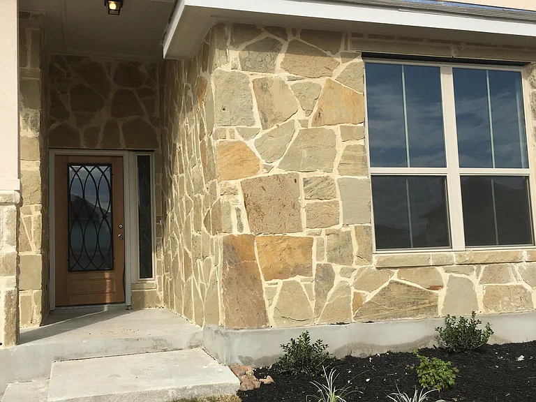156 Bass Ln — Photo 2