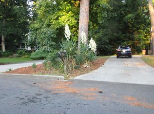 245 Pinetree Dr, Marietta, GA 30068