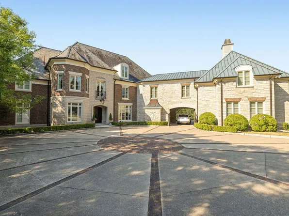 808 Oak Park Blvd, Calvert City, KY 42029