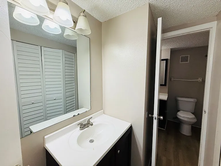 7525 Pitch Pine Cir #D — Photo 29