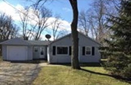 1st image of 4945 Plum Creek Dr