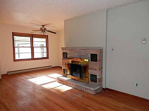 1st image of 2498 Pullins Dr