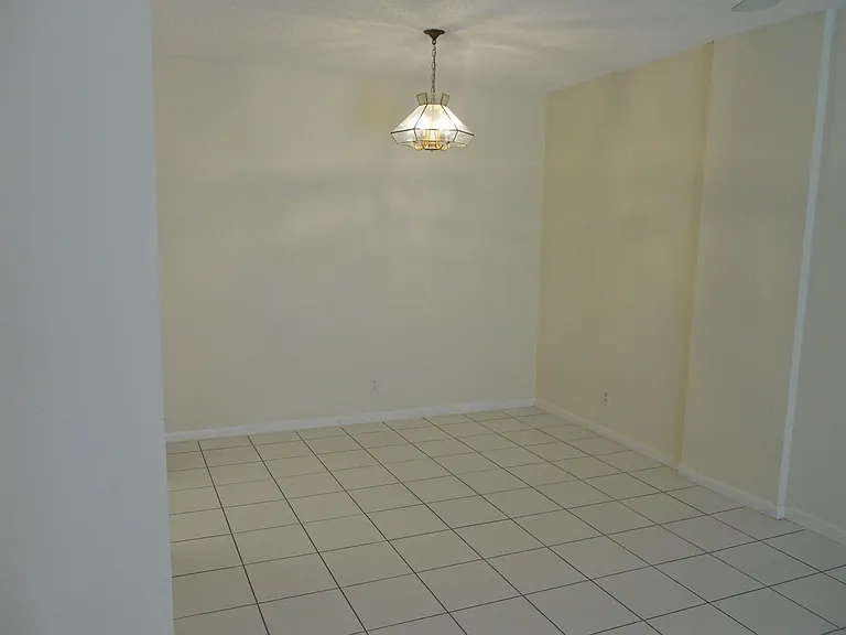 250 NE 20th St #123S — Photo 15