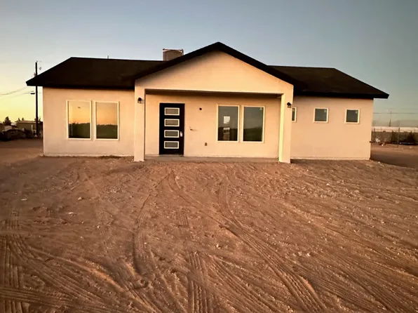 15579 Attrill St, El Paso, TX 79928