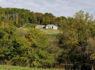 W5570 Stone Hill Rd N, La Crosse, WI 54601