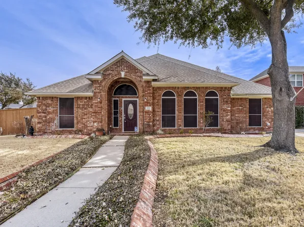 300 Shady Timbers Ln, Murphy, TX 75094