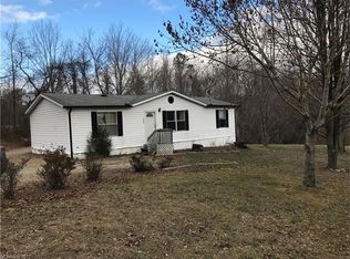 190 Liberty Rd, Candler, NC 28715