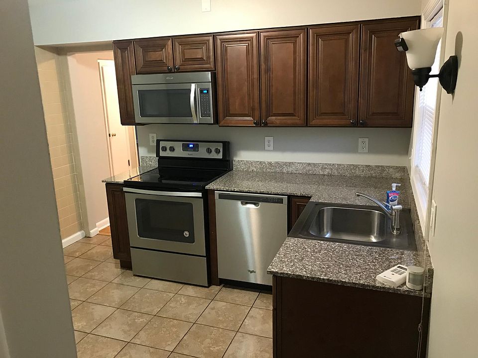1st image of 4400 Eminence Ave