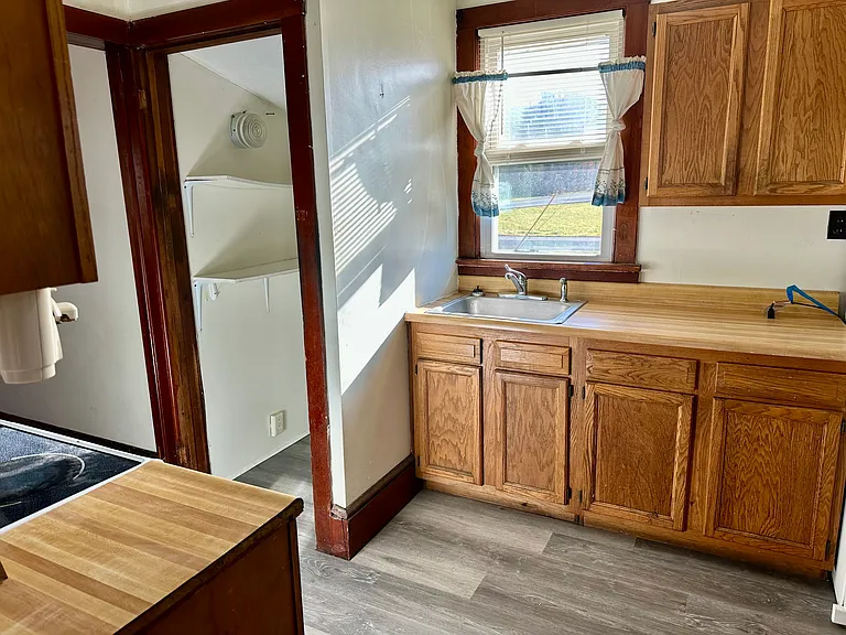 349 Shine Hill Rd — Photo 11