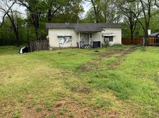 3410 S Lake Dr, Texarkana, TX 75501