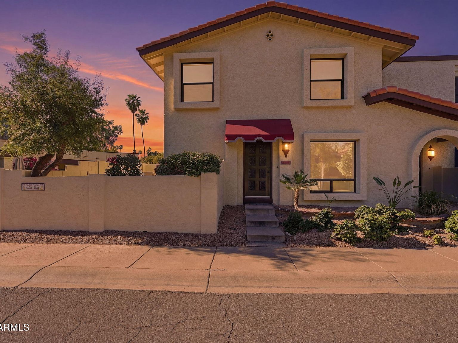 4815 E WINSTON Drive #3