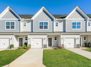 22 Apricot Ln, Duncan, SC 29334