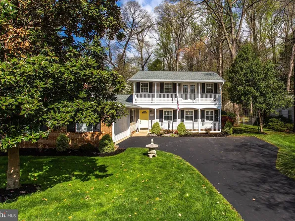 206 Adahi Rd SE, Vienna, VA 22180