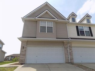 6230 Bishops Pond Ln, Indianapolis, IN 46268