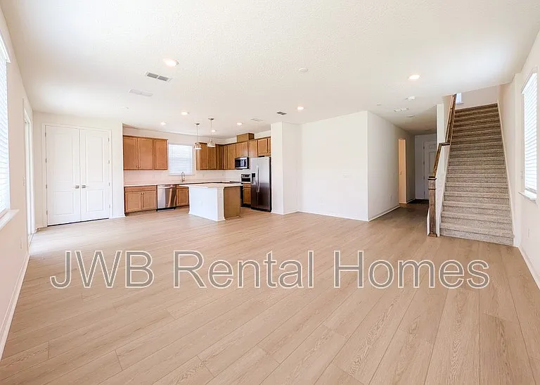 1865 Sue Meadow Ln — Photo 5