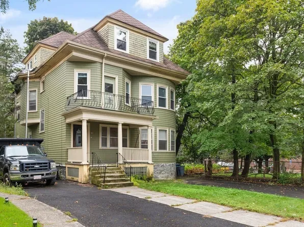 21 Welles Ave, Dorchester, MA 02124