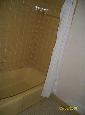 5th image of 500 Willard St Unit 404