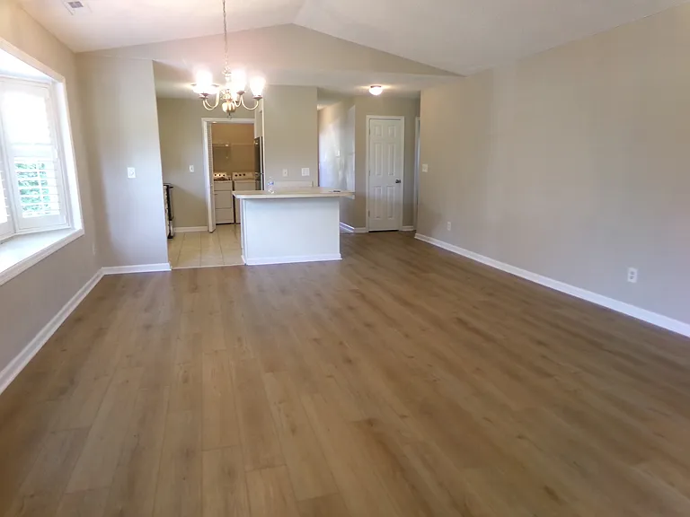 425 Spauldingwood Rd — Photo 23