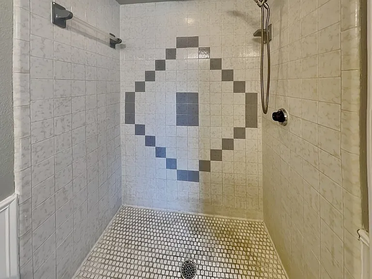 1817 Tim Dr — Photo 10