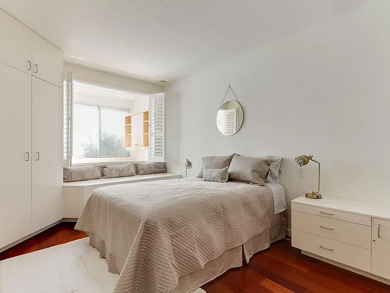 8960 Cynthia St #103 — Photo 10