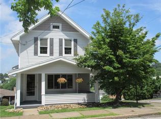 395 3rd St, Washington, PA 15301