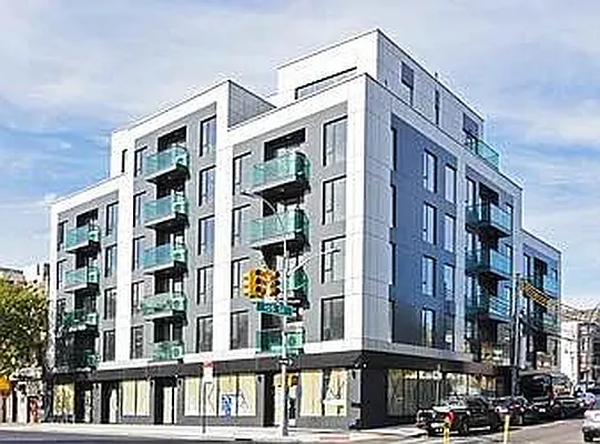 Rented by E Realty International Corp | media 15