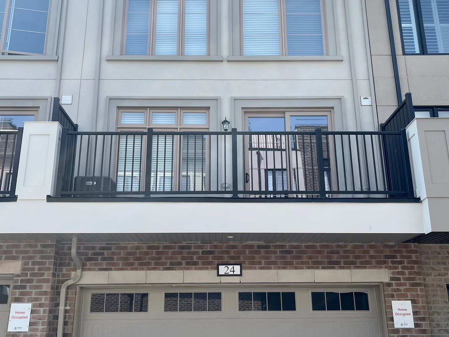 4 bed, $4,050 — Photo 2