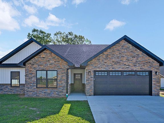2nd image of 2750 S Caden Lane